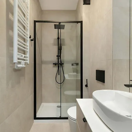 Beige Z Klimatyzacja I Dostepem Do Basenu Zewnetrznego By Renters Appartamento *