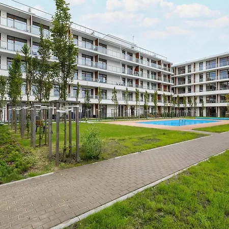 Beige Z Klimatyzacja I Dostepem Do Basenu Zewnetrznego By Renters Appartamento *